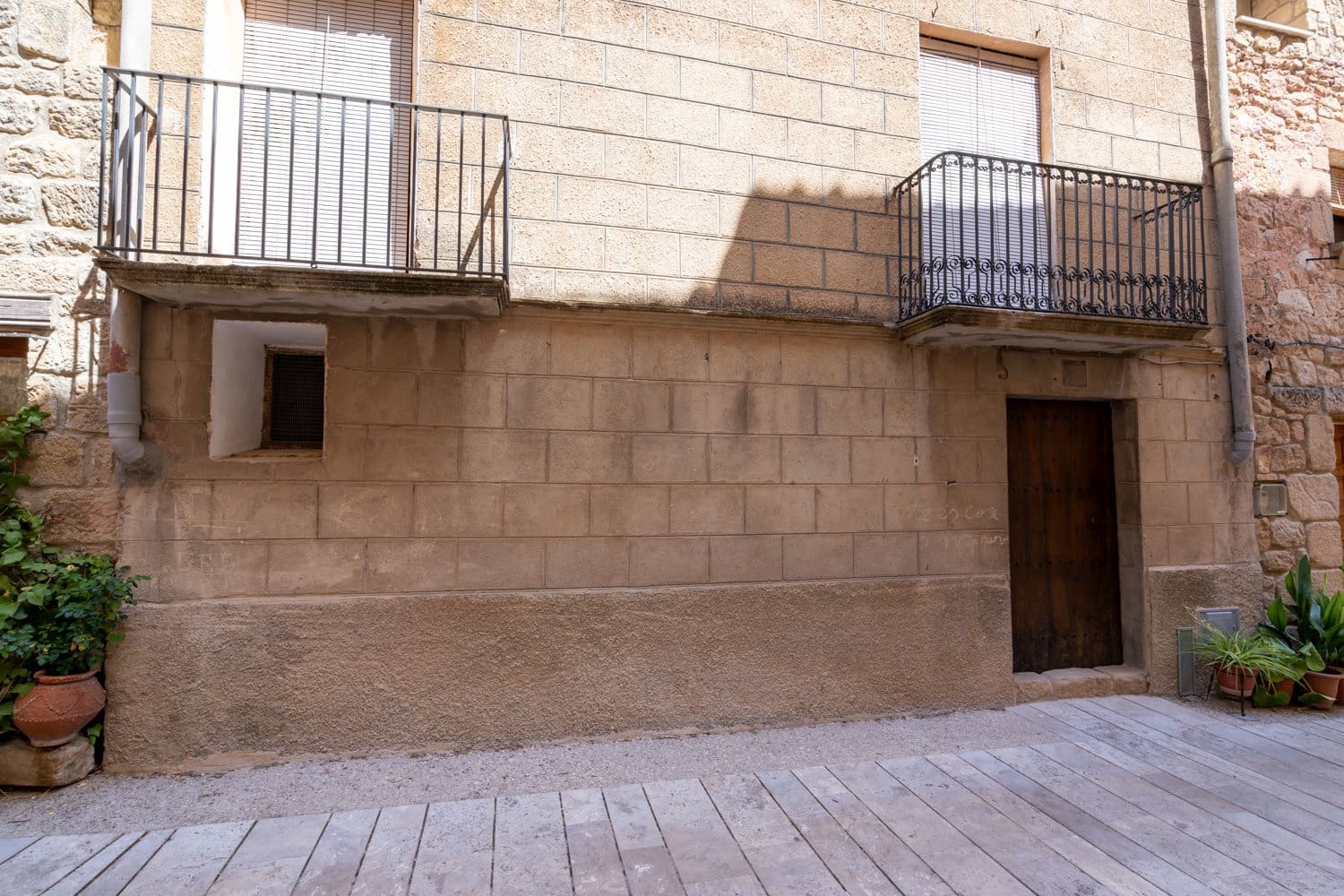 4 bedroom Townhouse for sale in Horta de Sant Joan - € 120,000 (Ref: 7756909)