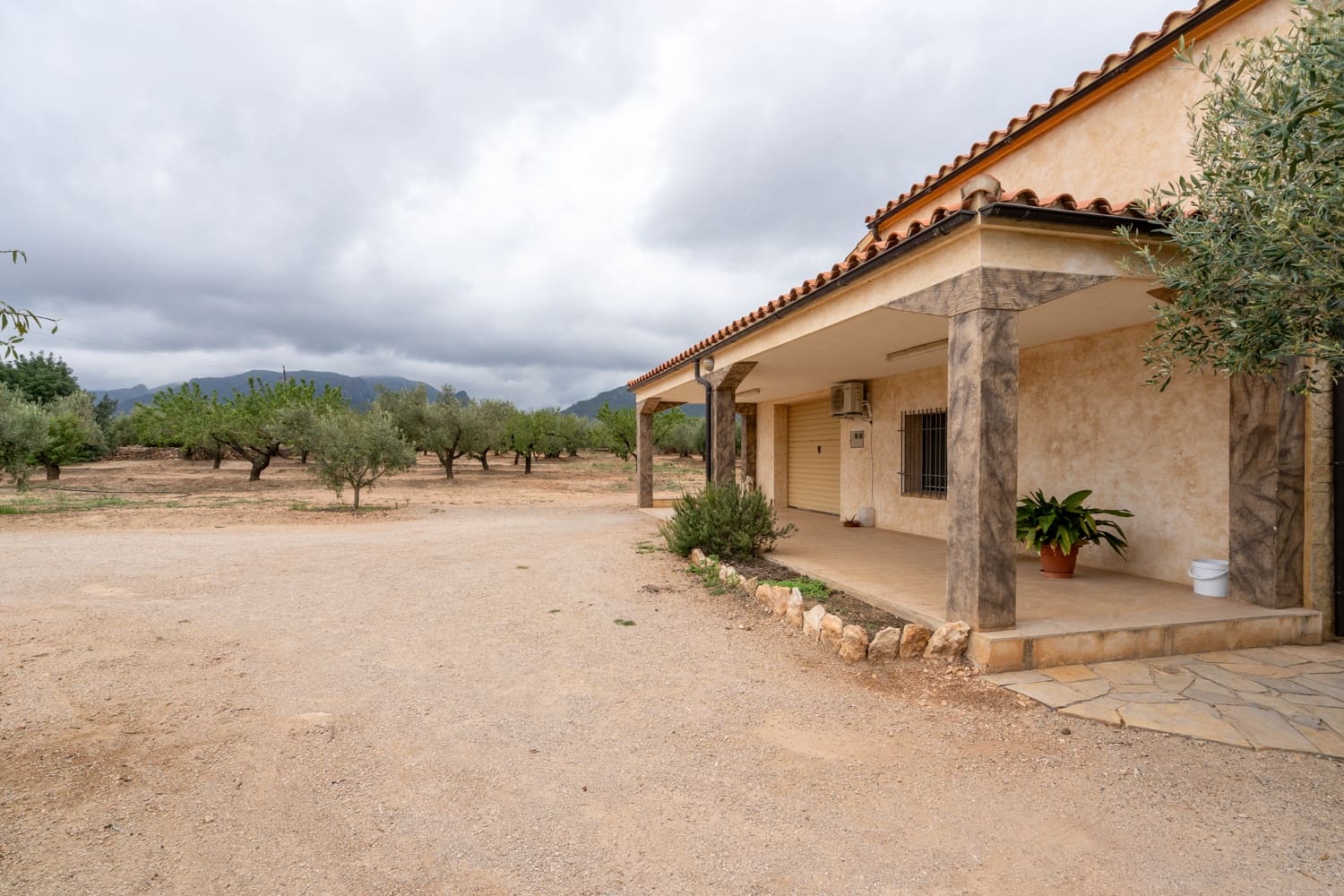 4 slaapkamer Villa te koop in Els Reguers met zwembad - € 280.000 (Ref: 7789707)