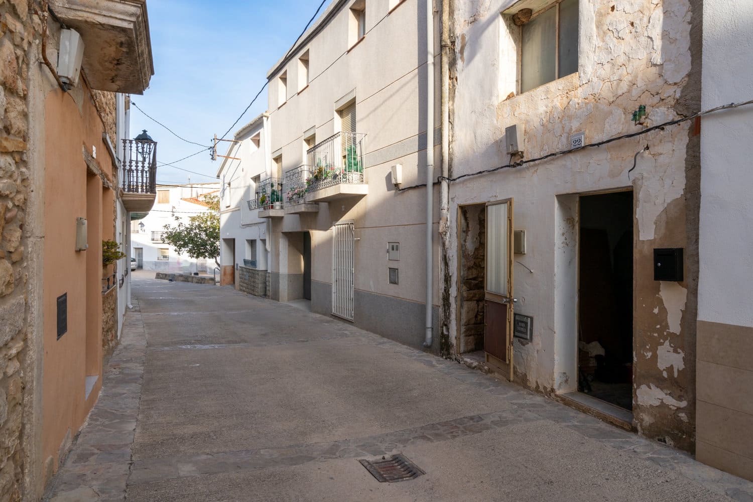 Townhouse for sale in Freginals - € 20,000 (Ref: 8069468)