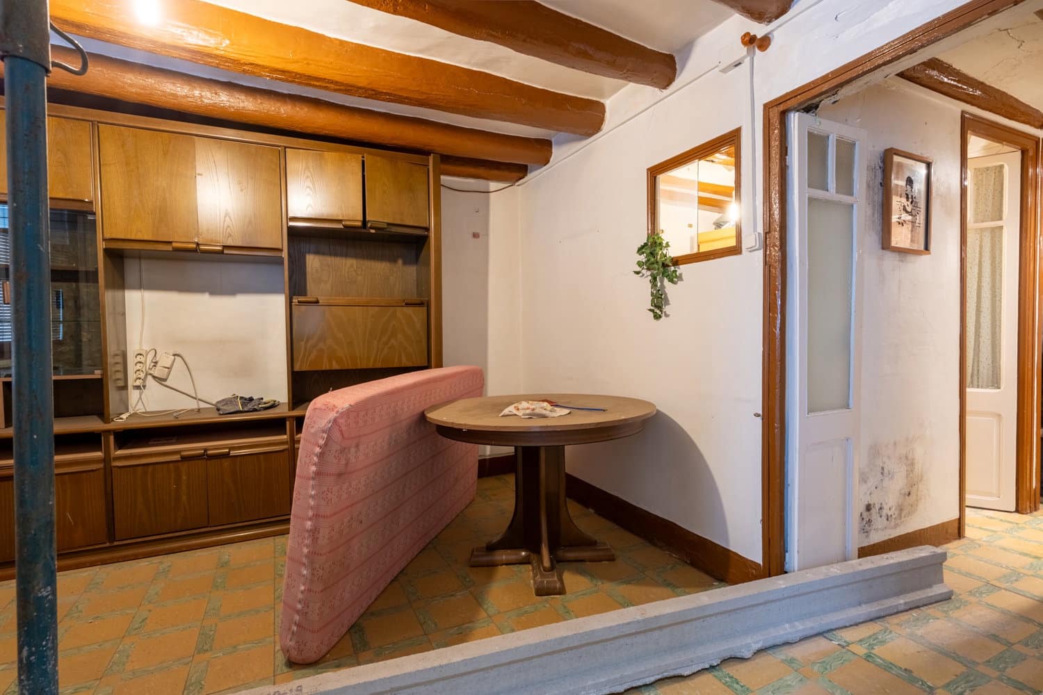 4 bedroom Apartment for sale in Ulldecona - € 140,000 (Ref: 8250674)