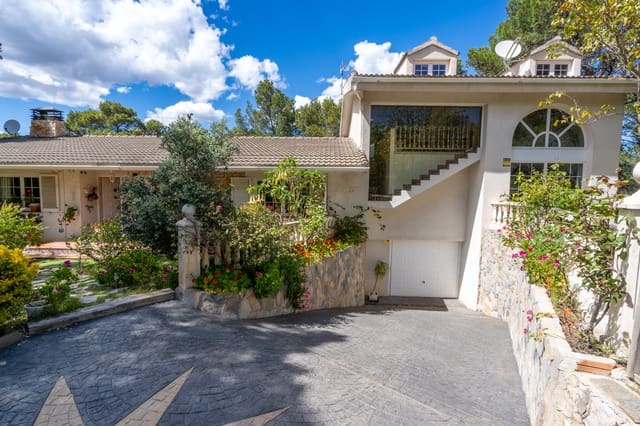 4 bedroom Villa for sale in Tortosa - € 410,000 (Ref: 8268605)