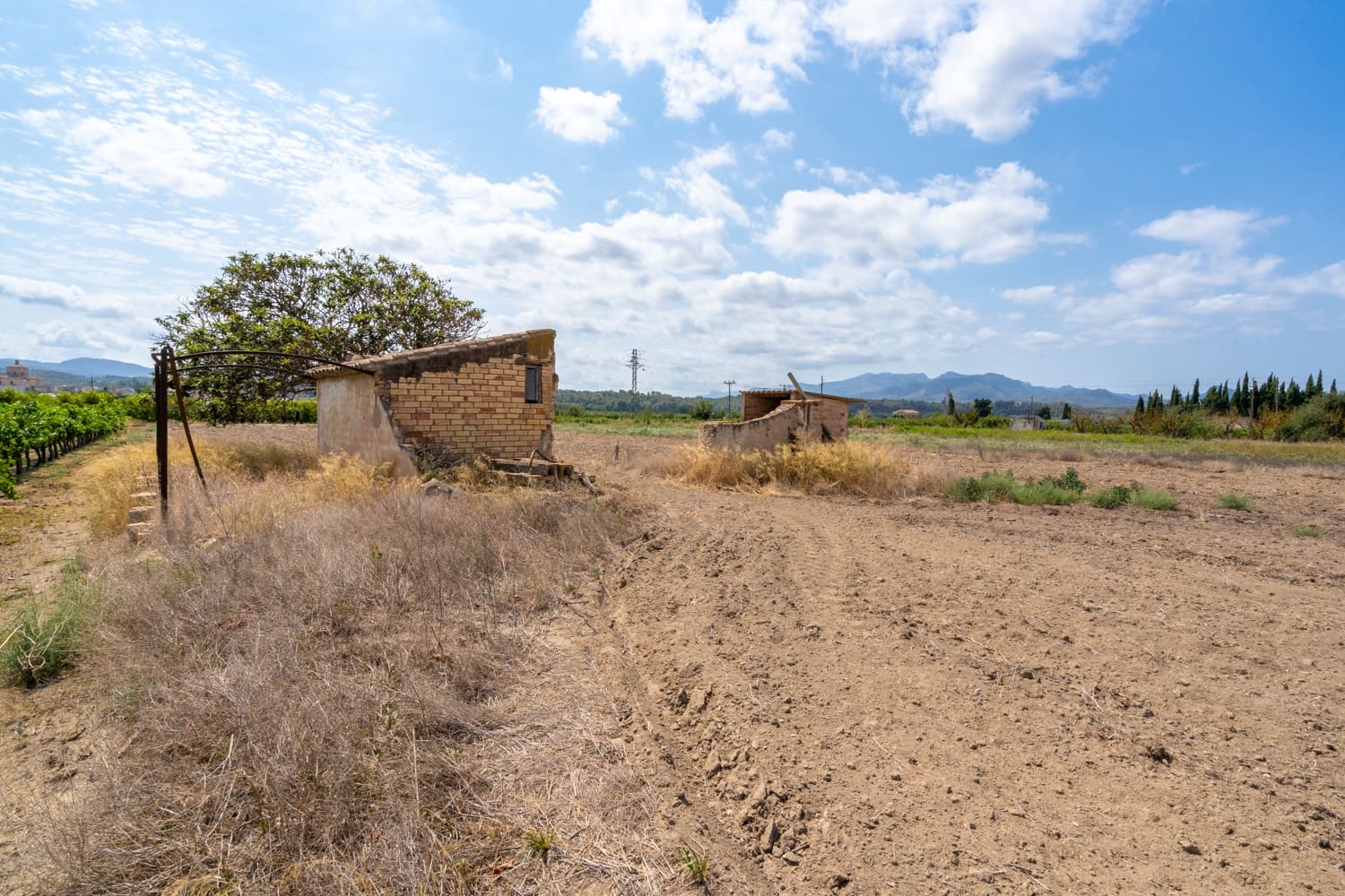 Finca/Landehus til salg i Ginestar - € 23.000 (Ref: 8471802)