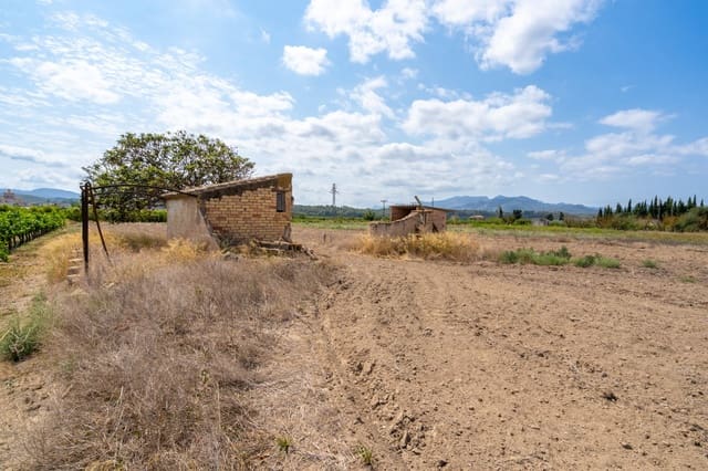 Finca/Country House for sale in Ginestar - € 23,000 (Ref: 8471802)