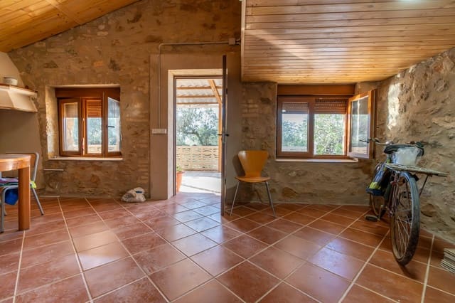 1 makuuhuone Maalaistalo myytävänä paikassa Tortosa mukana uima-altaan - 95 000 € (Ref: 8532281)