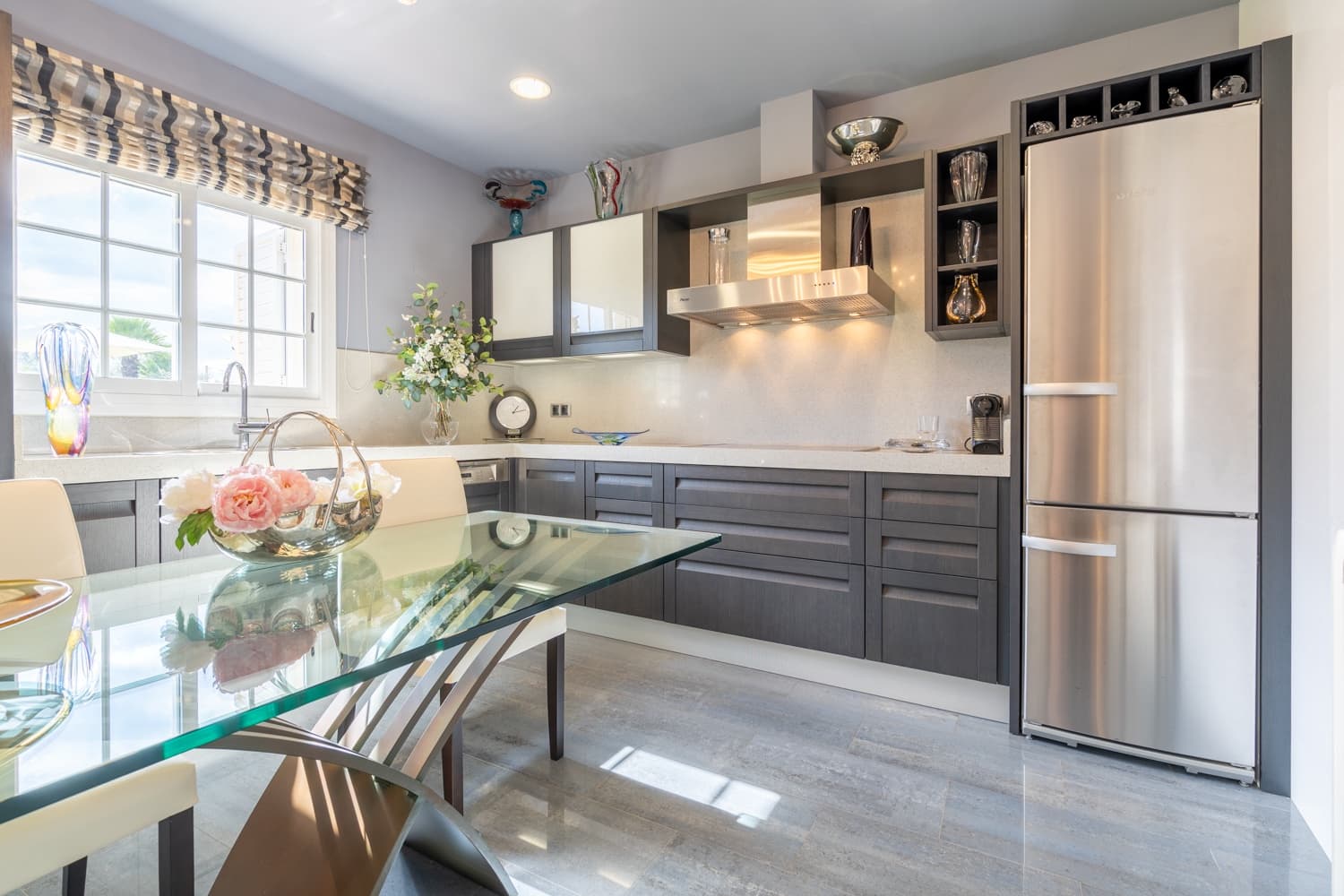 4 bedroom Villa for sale in Roquetes with pool - € 975,000 (Ref: 8602372)