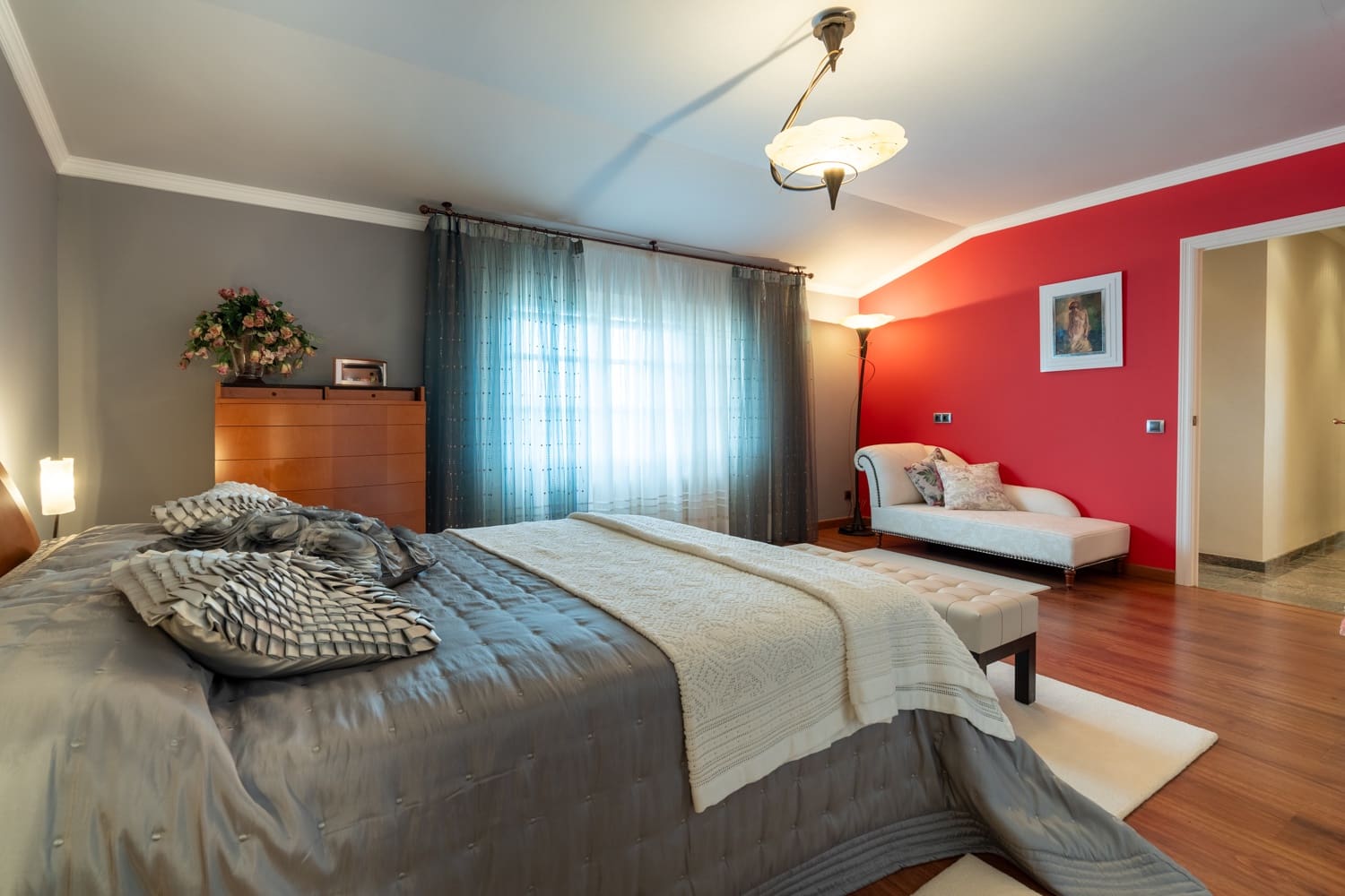 4 bedroom Villa for sale in Roquetes with pool - € 975,000 (Ref: 8602372)