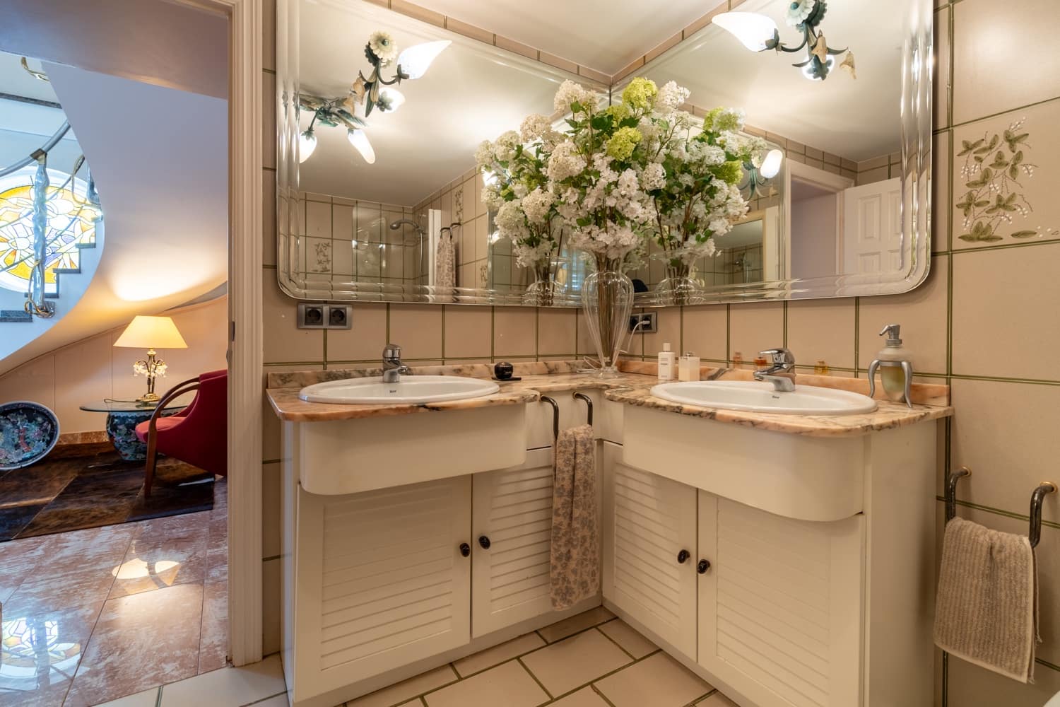 4 bedroom Villa for sale in Roquetes with pool - € 975,000 (Ref: 8602372)