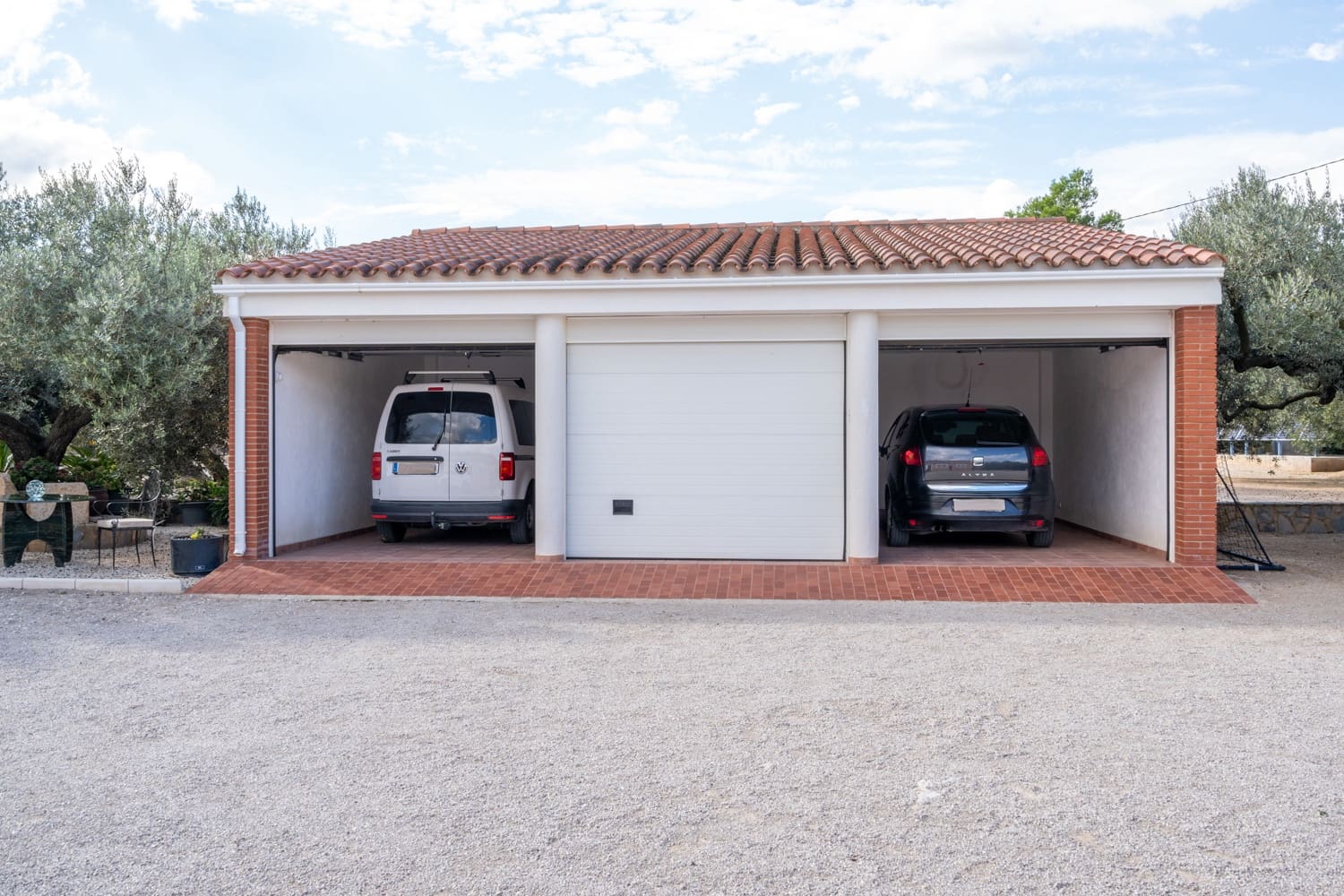 4 bedroom Villa for sale in Roquetes with pool - € 975,000 (Ref: 8602372)