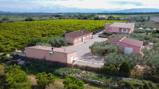 4 quarto Moradia para venda em Roquetes com piscina - 975 000 € (Ref: 8602372)