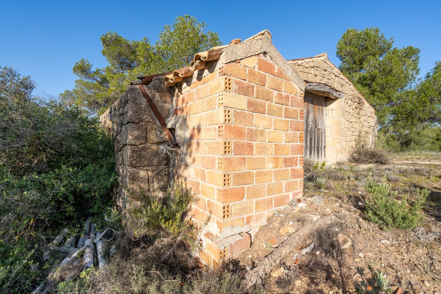 Finca/Landehus til salg i Horta de Sant Joan - € 50.000 (Ref: 8666854)