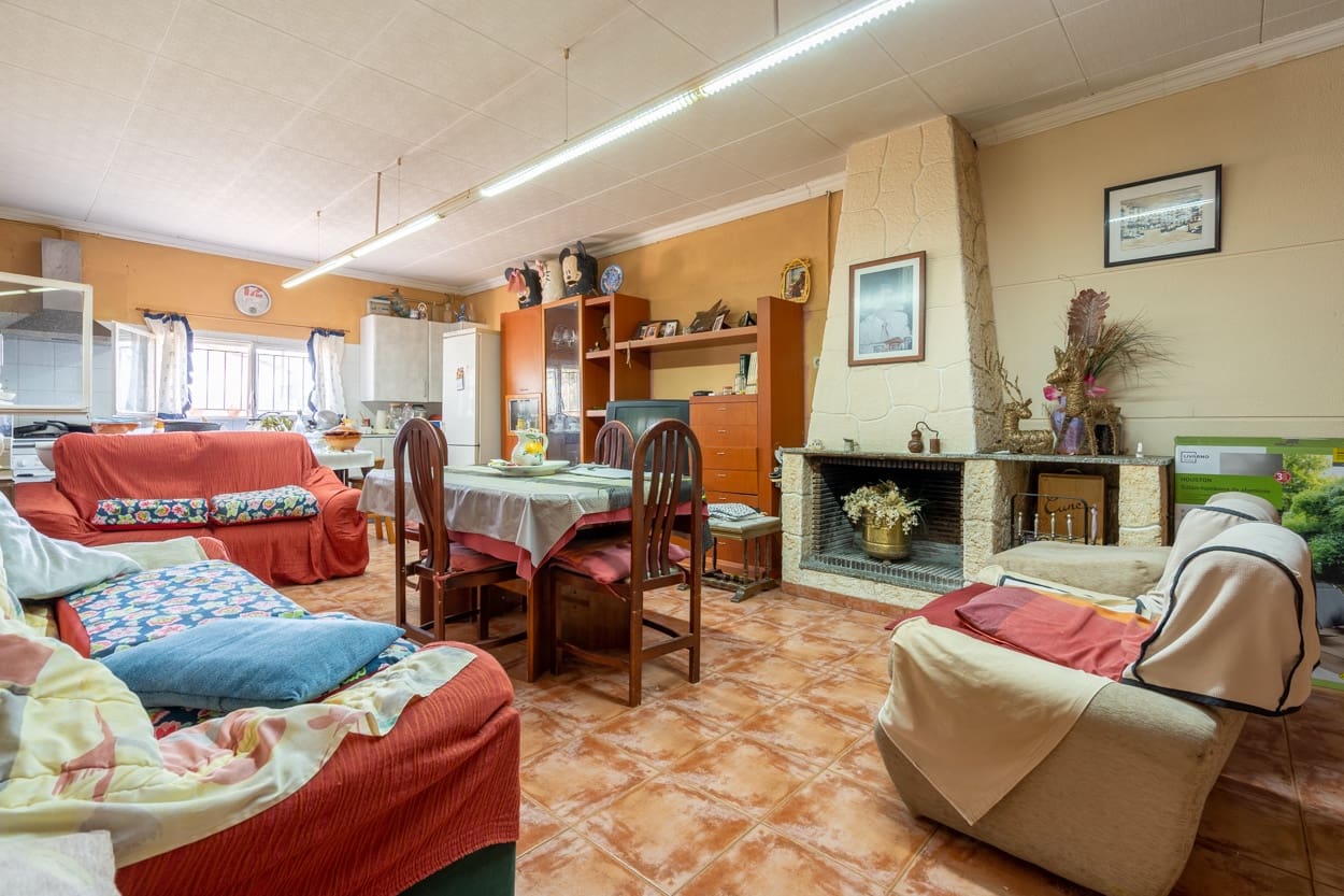 2 slaapkamer Finca/Landhuis te koop in Els Reguers - € 108.000 (Ref: 8697636)