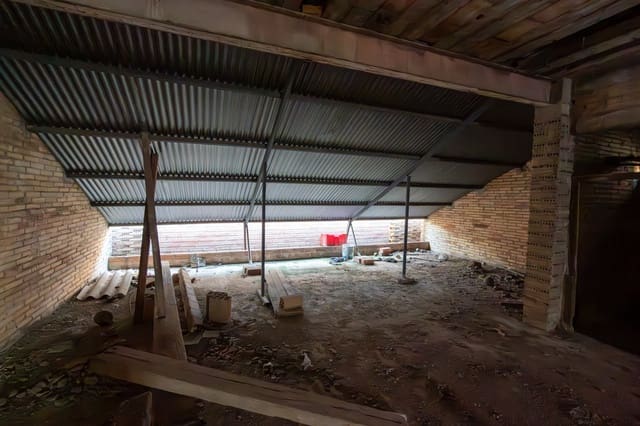Terre non Aménagée à vendre à Tortosa - 70 000 € (Ref: 8709510)