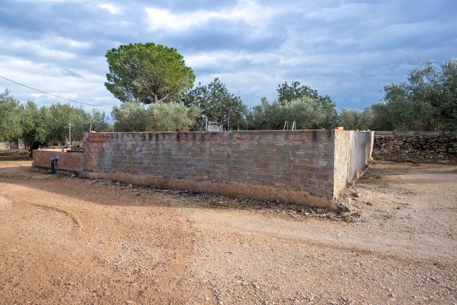 Grunde uden byggetilladelser til salg i Aldover - € 23.000 (Ref: 8774018)