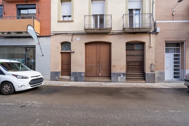 Autotalli myytävänä paikassa Tortosa - 215 000 € (Ref: 8814096)