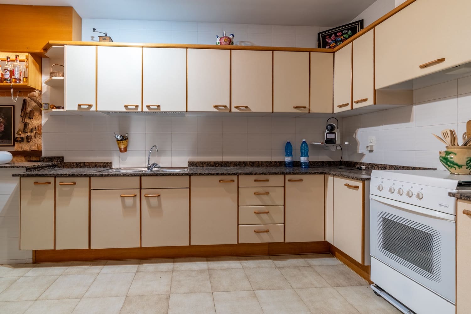 3 soverom Villa til salgs i Tortosa med svømmebasseng - € 375 000 (Ref: 8903175)