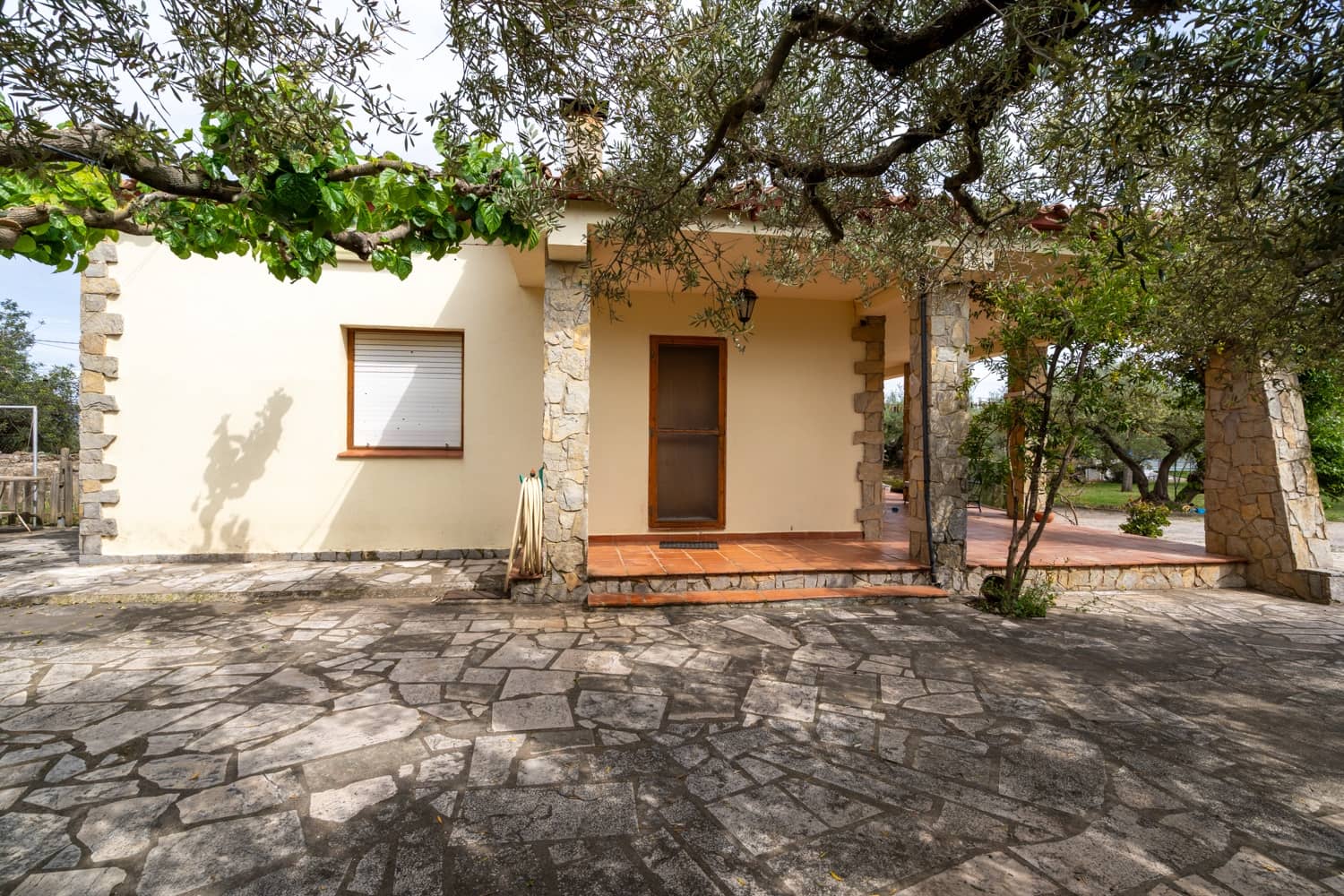 4 soveværelse Villa til salg i Aldover med swimmingpool - € 235.000 (Ref: 8958261)