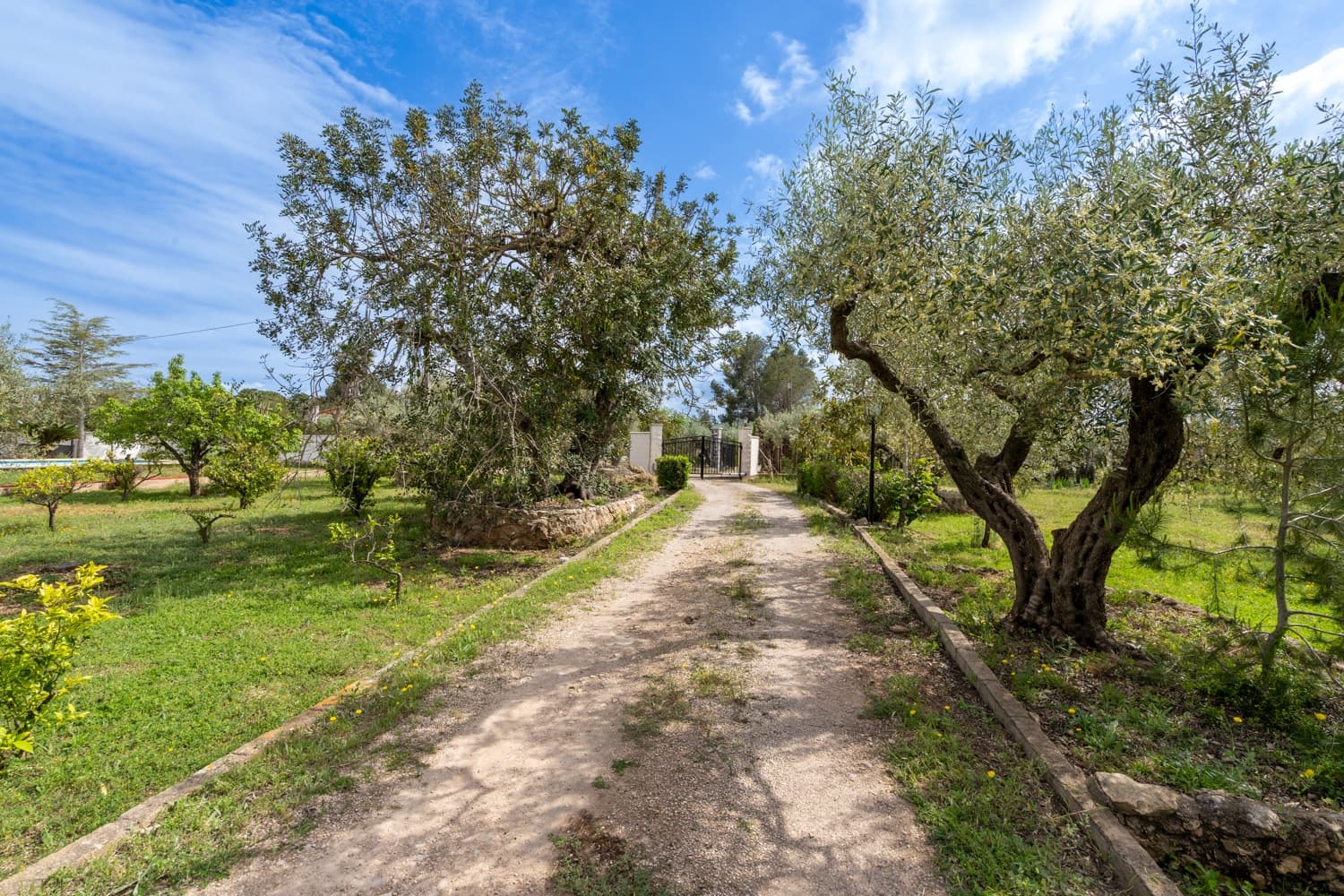 4 soveværelse Villa til salg i Aldover med swimmingpool - € 235.000 (Ref: 8958261)