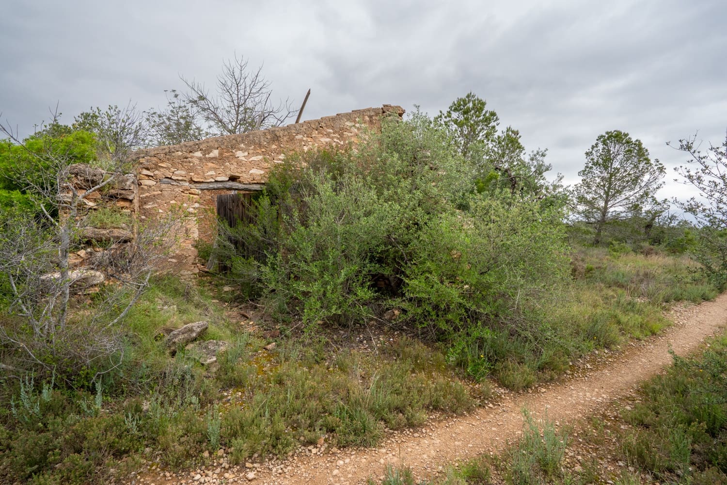 Finka/Dom wiejski na sprzedaż w Tortosa - 13 000 € (Ref: 8962640)