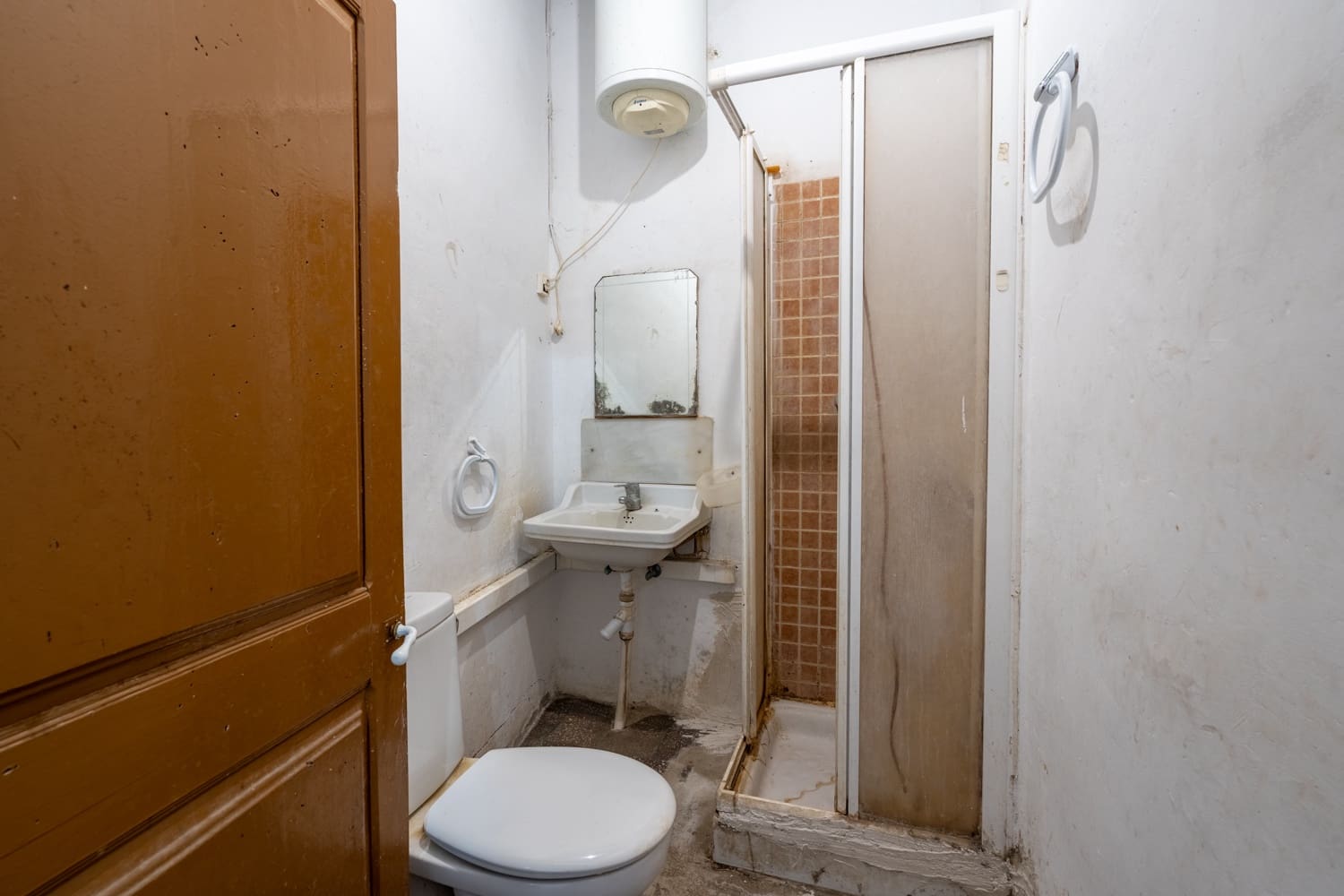 2 soveværelse Byhus til salg i Tivenys - € 51.000 (Ref: 9008782)