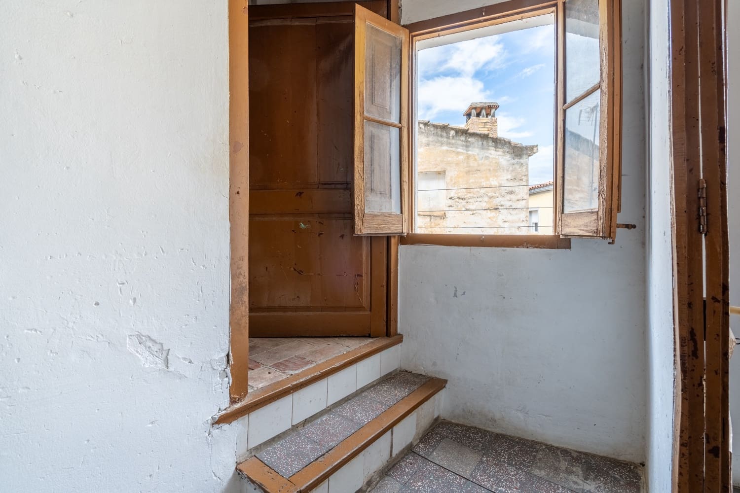 2 soveværelse Byhus til salg i Tivenys - € 51.000 (Ref: 9008782)