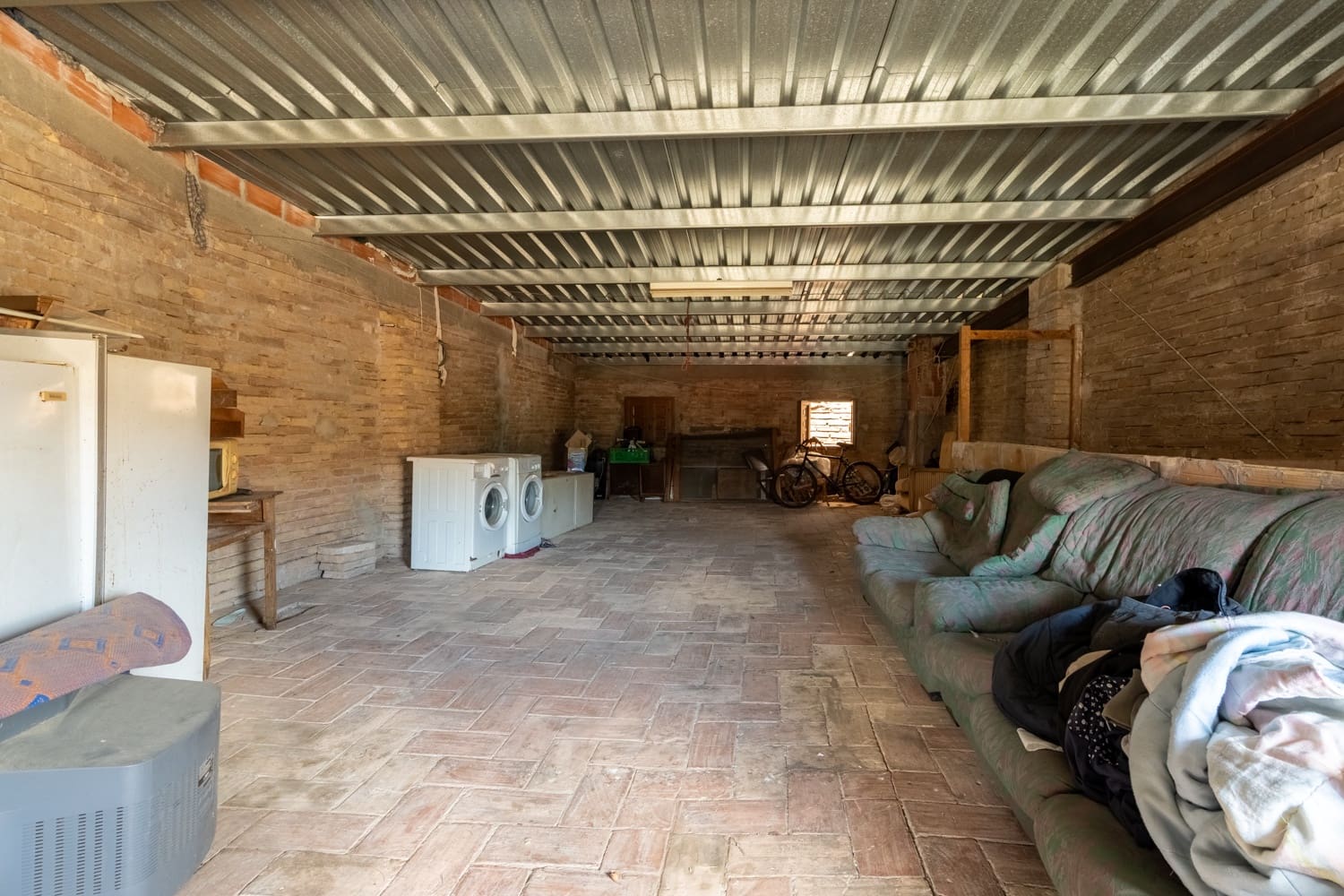 2 soveværelse Byhus til salg i Tivenys - € 51.000 (Ref: 9008782)