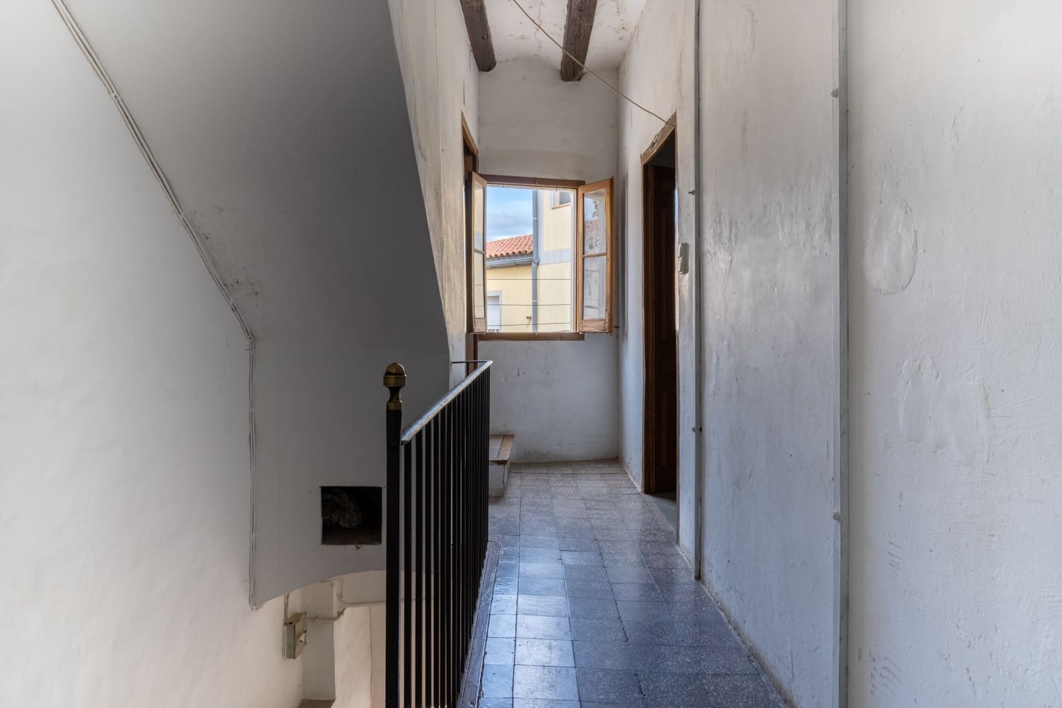 2 soveværelse Byhus til salg i Tivenys - € 51.000 (Ref: 9008782)