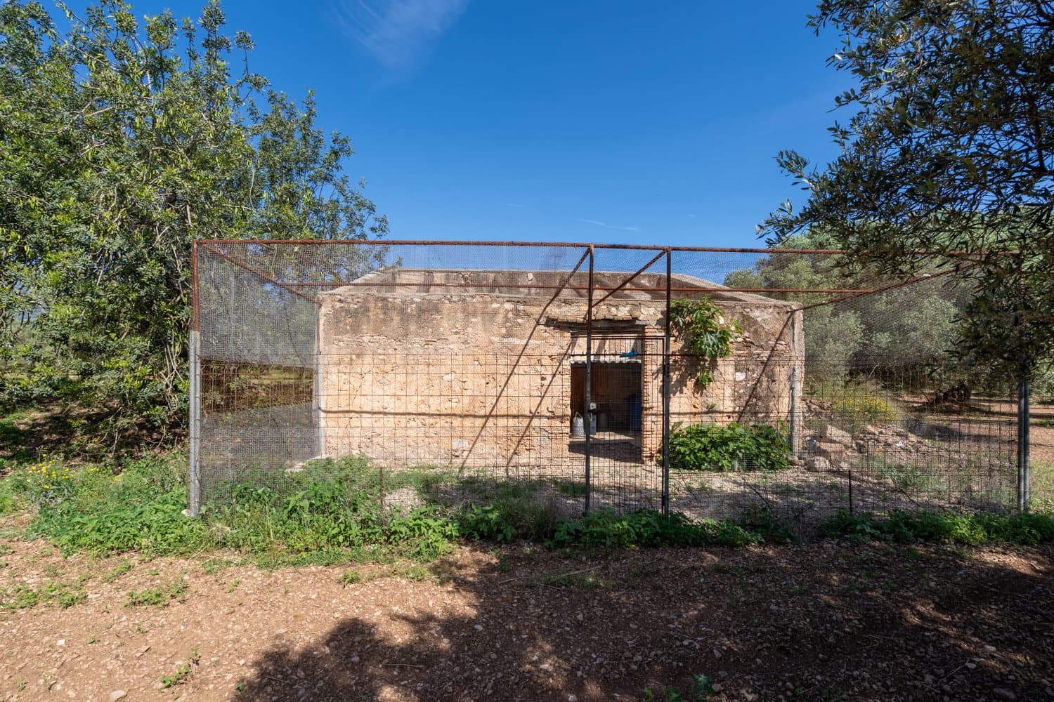 Finca/Country House for sale in Roquetes - € 86,000 (Ref: 9008784)
