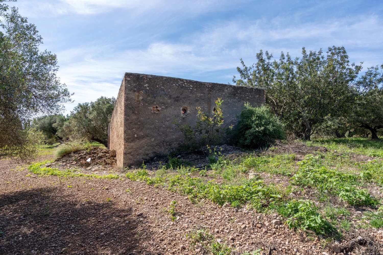 Finca/Country House for sale in Roquetes - € 86,000 (Ref: 9008784)