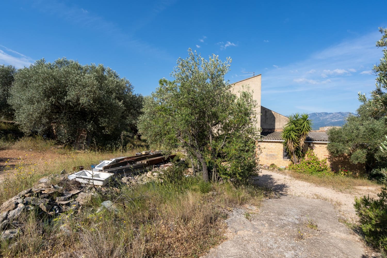 5 sypialnia Finka/Dom wiejski na sprzedaż w Bitem - 214 000 € (Ref: 9013646)