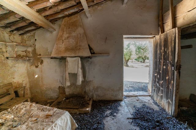 Finca/Herregård til salgs i Ulldecona - € 34 000 (Ref: 9096252)
