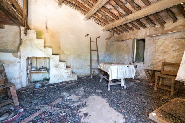 Finca/Herregård til salgs i Ulldecona - € 34 000 (Ref: 9096252)