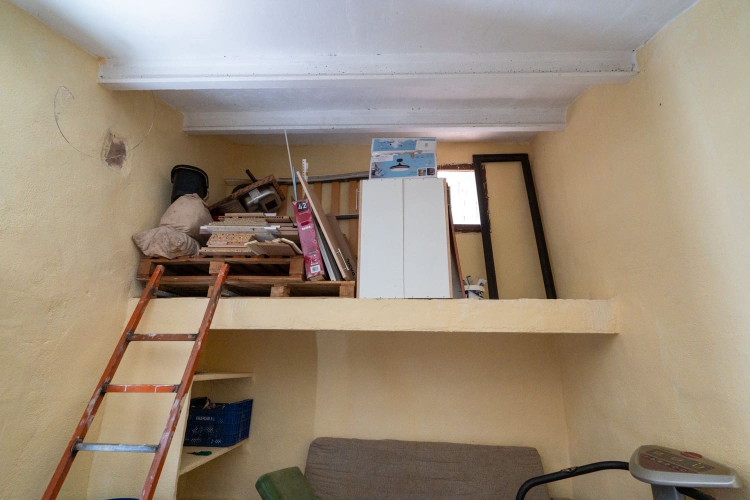 Finca/Herregård til salgs i La Senia - € 27 500 (Ref: 9096254)