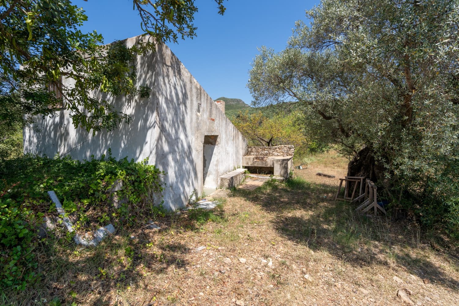 Finca/Herregård til salgs i La Senia - € 27 500 (Ref: 9096254)