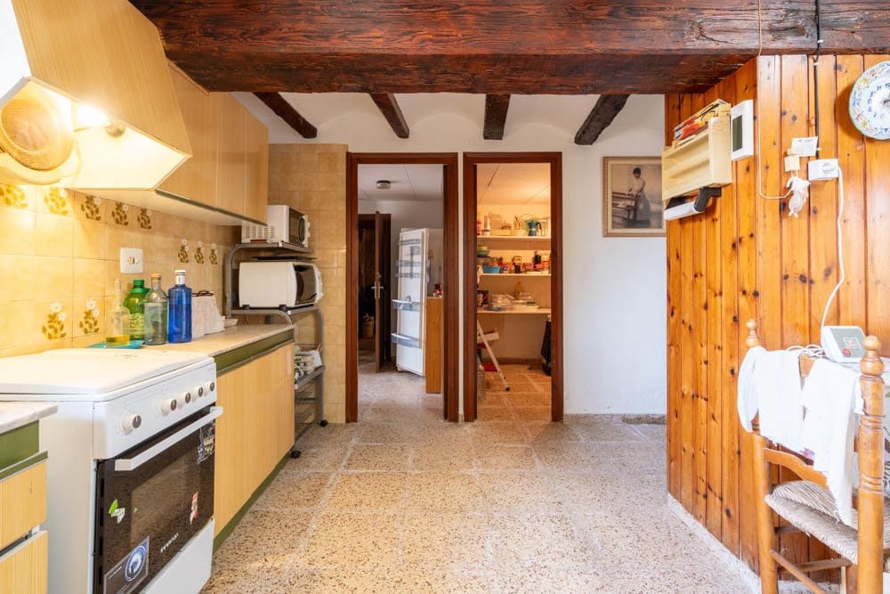 7 soveværelse Finca/Landehus til salg i Tortosa - € 270.000 (Ref: 9113630)