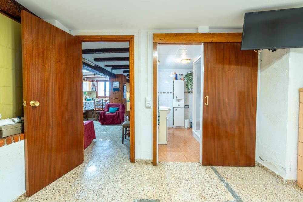 7 soveværelse Finca/Landehus til salg i Tortosa - € 270.000 (Ref: 9113630)