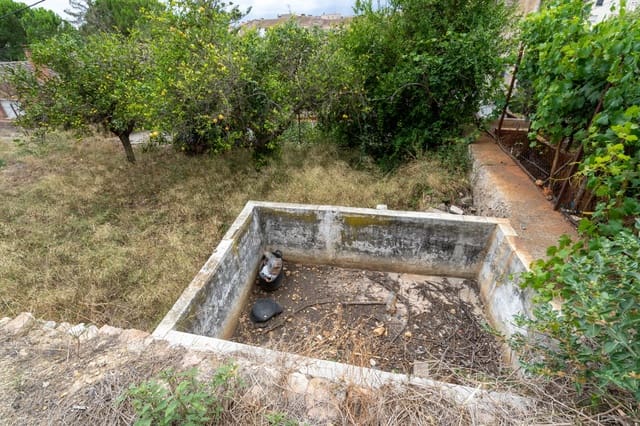 Finca/Herregård til salgs i Tortosa - € 40 000 (Ref: 9136434)