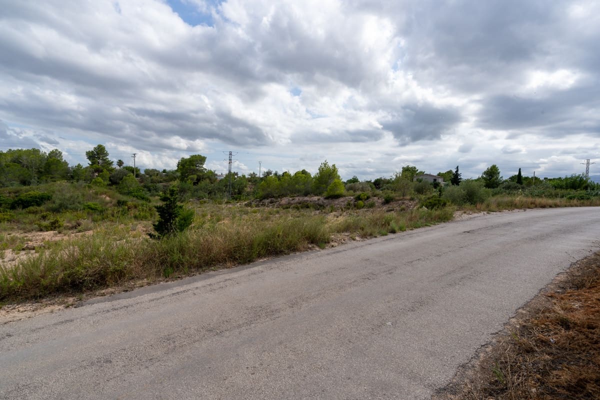 Finka/Dom wiejski na sprzedaż w Tortosa - 30 000 € (Ref: 9138638)