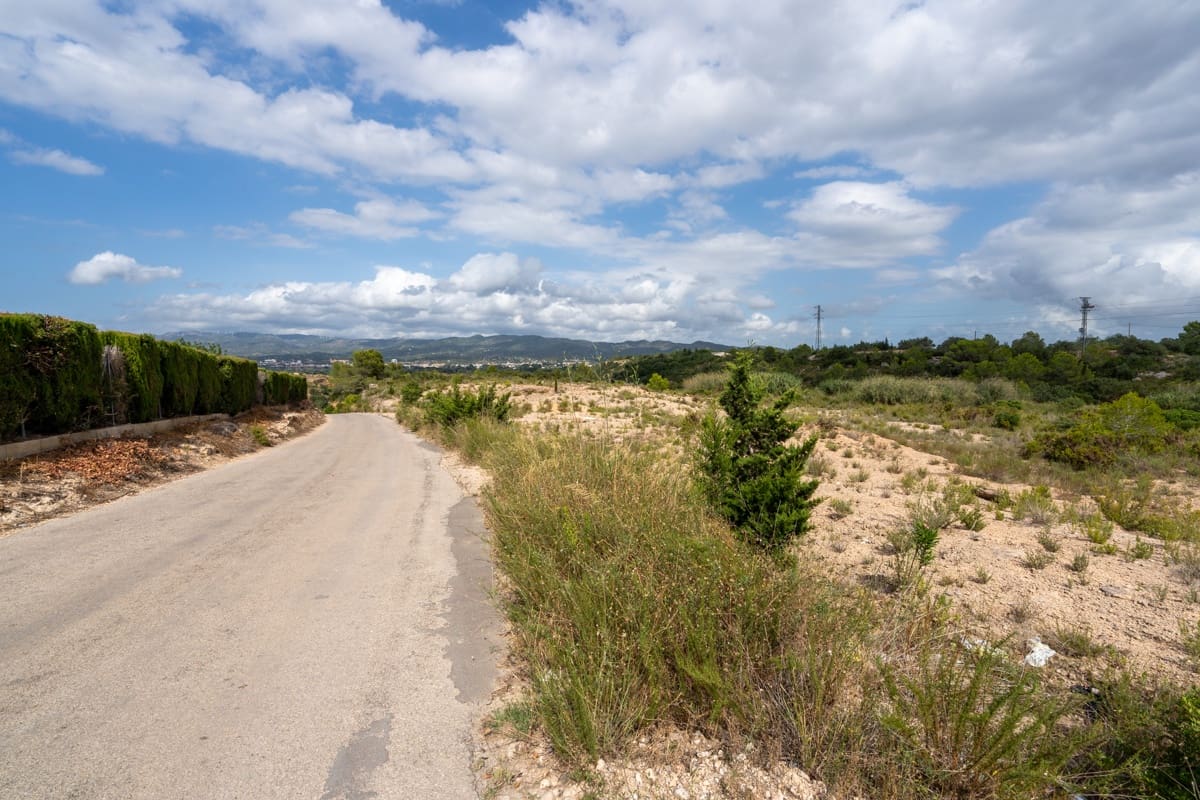 Finka/Dom wiejski na sprzedaż w Tortosa - 30 000 € (Ref: 9138638)