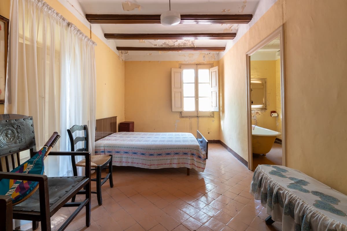 9 sypialnia Finka/Dom wiejski na sprzedaż w Tortosa - 392 000 € (Ref: 9142022)