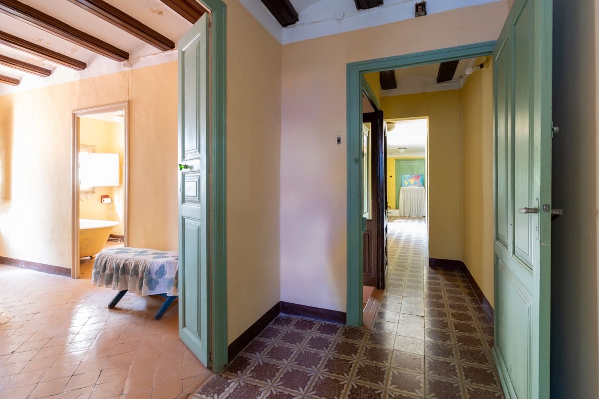 9 sypialnia Finka/Dom wiejski na sprzedaż w Tortosa - 392 000 € (Ref: 9142022)