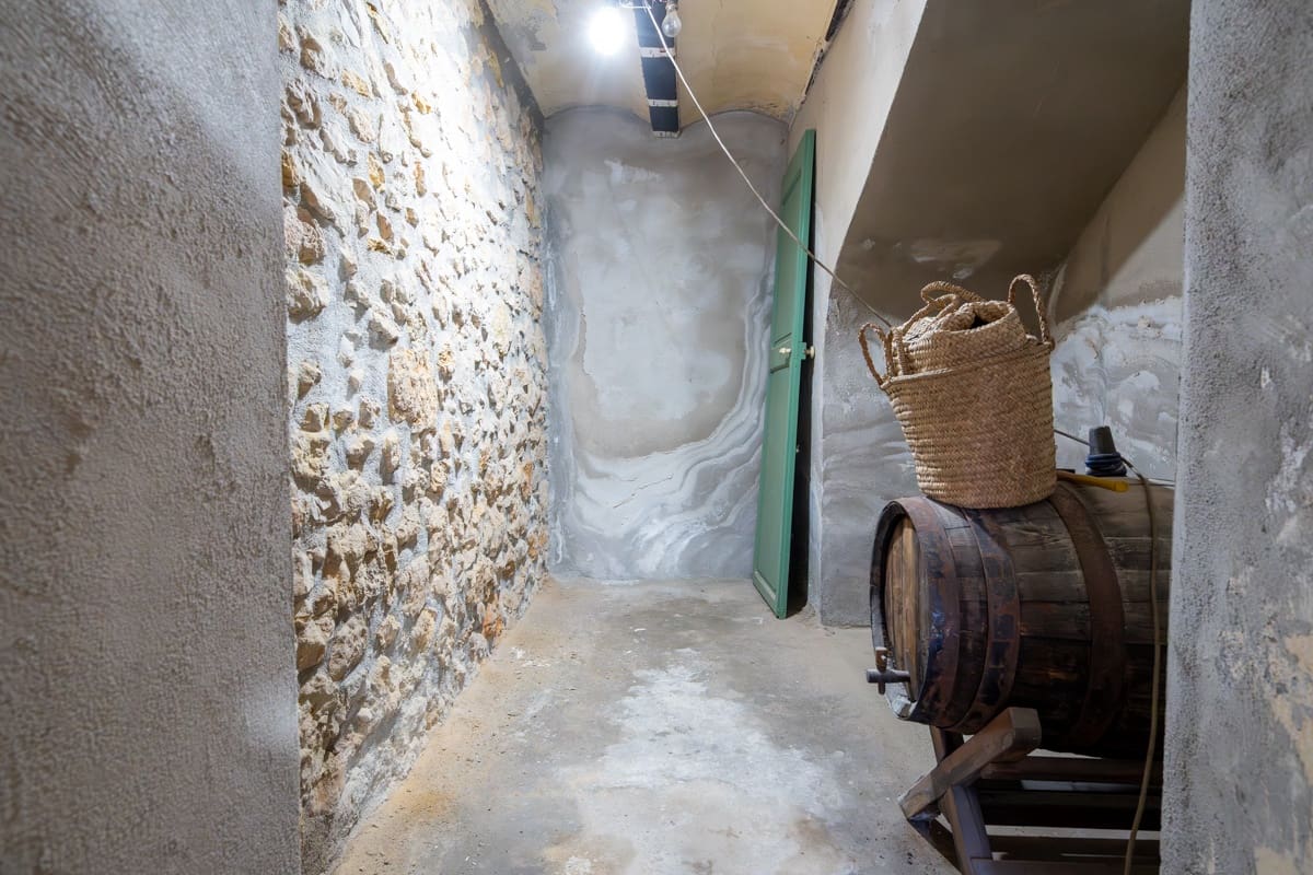 9 sypialnia Finka/Dom wiejski na sprzedaż w Tortosa - 392 000 € (Ref: 9142022)