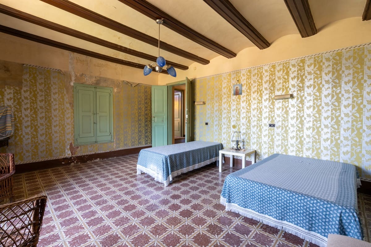 9 sypialnia Finka/Dom wiejski na sprzedaż w Tortosa - 392 000 € (Ref: 9142022)