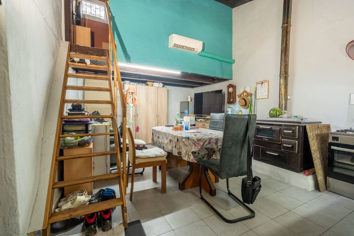 2 soveværelse Finca/Landehus til salg i Alfara de Carles med swimmingpool - € 149.000 (Ref: 9166627)