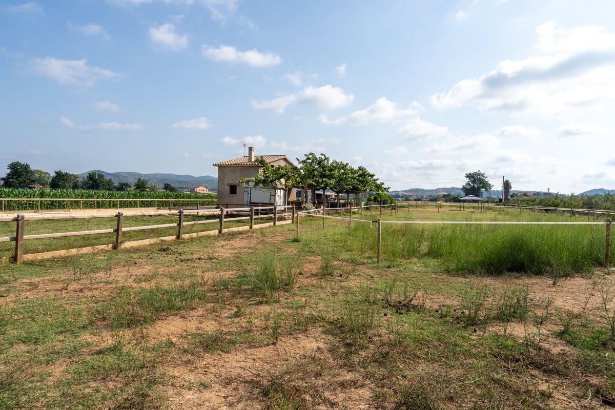 3 bedroom Finca/Country House for sale in Amposta - € 160,000 (Ref: 9167113)