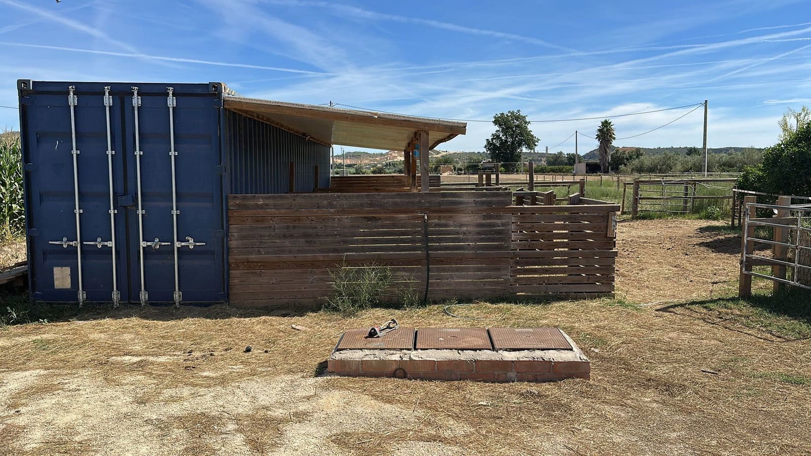 3 bedroom Finca/Country House for sale in Amposta - € 160,000 (Ref: 9167113)
