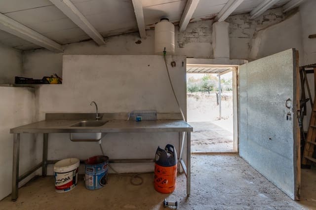 Finca/Herregård til salgs i Ginestar - € 74 000 (Ref: 9167179)