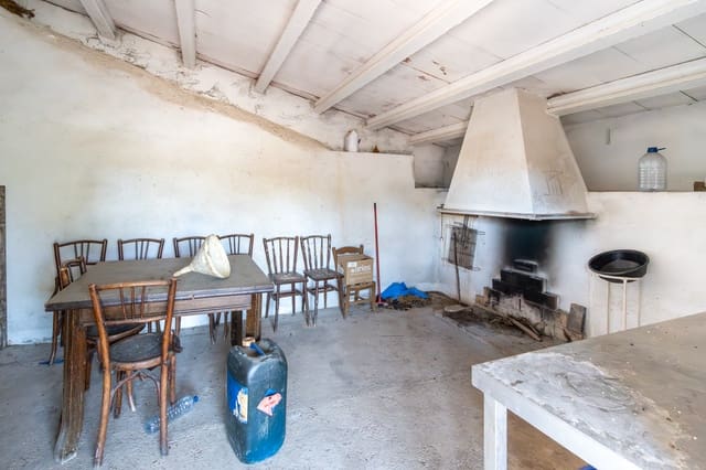 Finca/Herregård til salgs i Ginestar - € 74 000 (Ref: 9167179)