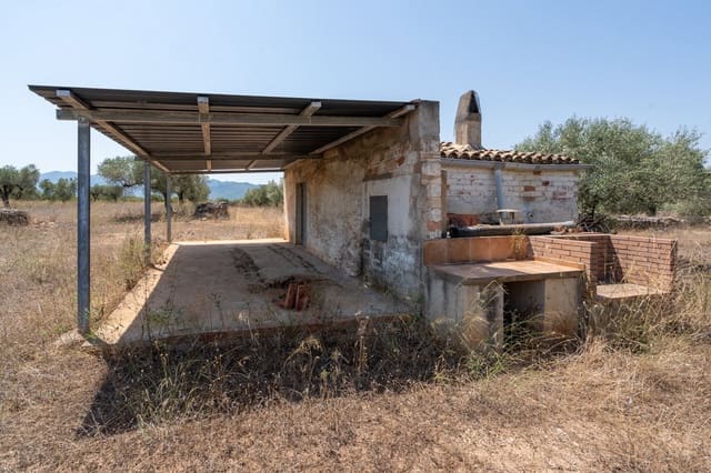 Finca/Country House for sale in Ginestar - € 74,000 (Ref: 9167179)