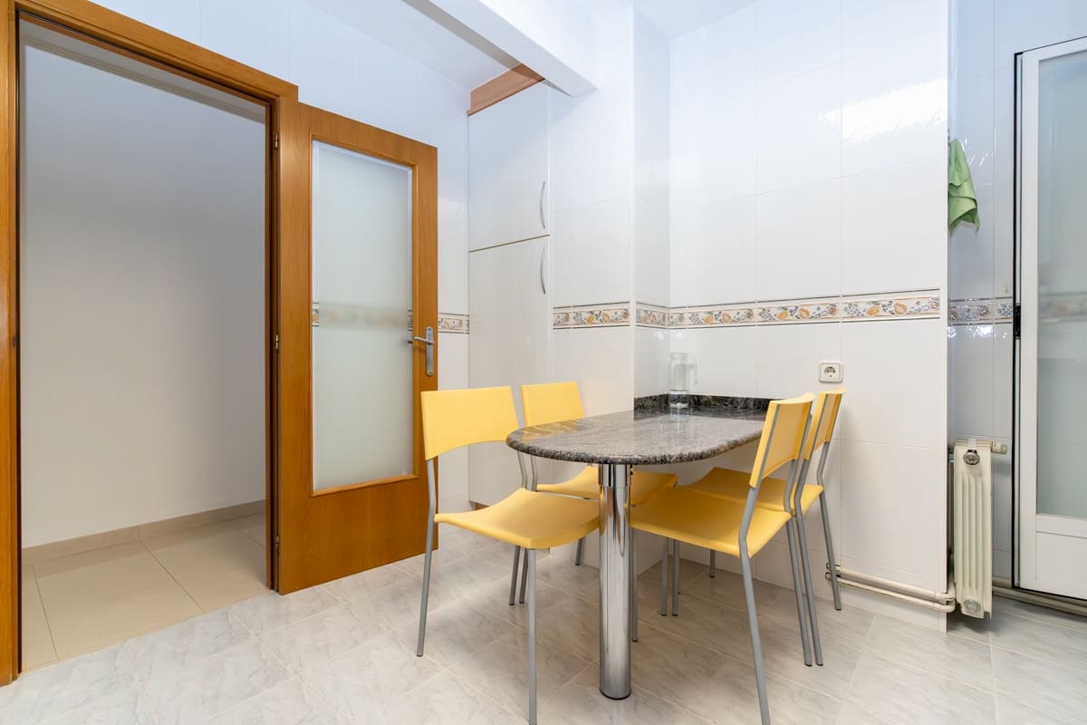 3 soveværelse Lejlighed til salg i Tortosa - € 190.000 (Ref: 9175873)