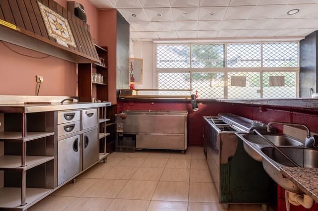 Kommersiell til salgs i Tortosa - € 140 000 (Ref: 9177126)